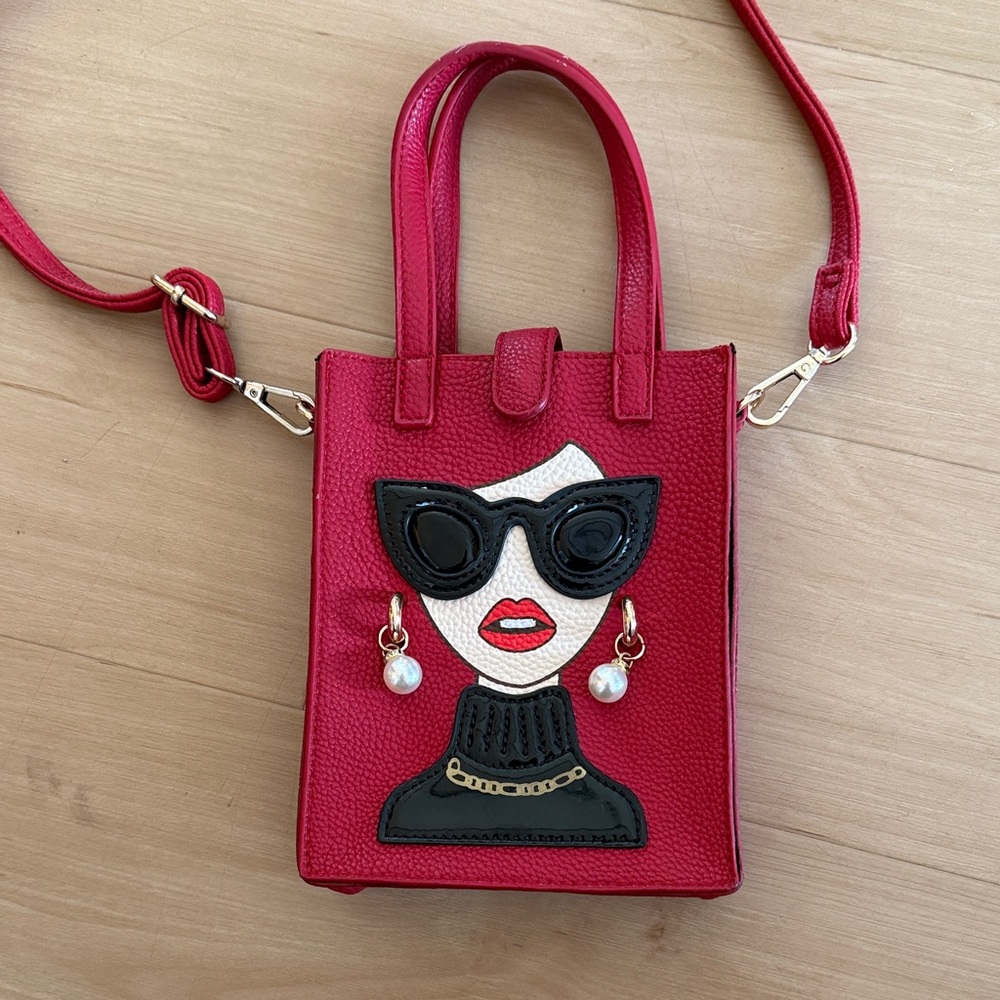 WOMEN FASHION NOVELTY LADY FACE SHOULDER HANDBAG/CLUTCH RETRO RED CHIC GLAM NWOT - Picture 2 of 12